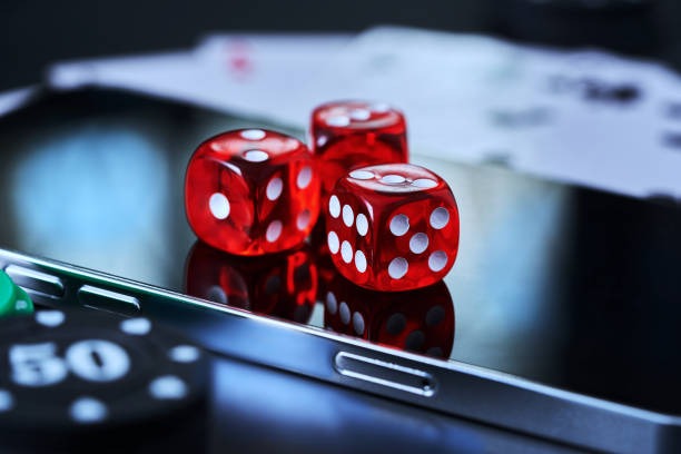 Phoenix Rises slot reels on dinkum mobile screen